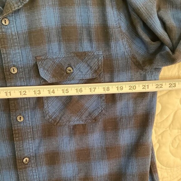Amnesia Plaid Flannel Shirt Blue and Black Cotton - Picture 5 of 8